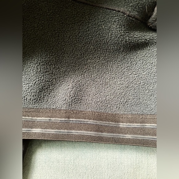 Black Yak W Betizu black Hoody. Women’s size medium. - Picture 9 of 9